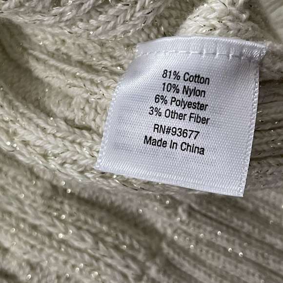 Gorgeous ivory metallic, Cable knit, sweater, size XL by St. Johns Bay - Picture 8 of 8